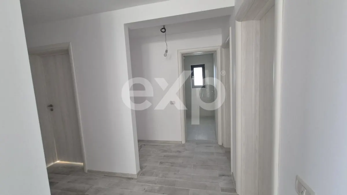 Case 4 camere TiP PARTER Bradu | 400 mp teren - foto 12