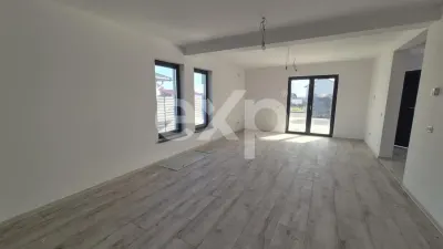 Case 4 camere TiP PARTER Bradu | 400 mp teren - foto 3