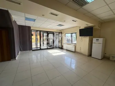 Spațiu Generos și Modern în Cartierul Găvana – Confort și Posibilități Nelimitat - foto 12