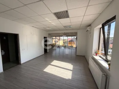 Spațiu Generos și Modern în Cartierul Găvana – Confort și Posibilități Nelimitat - foto 19