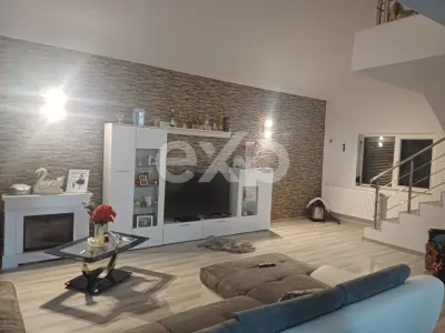 Vilă 4 camere cu garaj dublu, teren 500 mp, Albota – zonă centrală - Albota