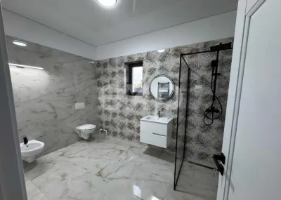 OCAZIE DE NERATAT! APARTAMENT IN VILA! curte si intrare privata! - Bascov