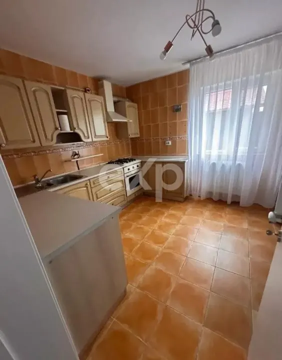 Casă individuală modernă de închiriat – zona Craiovei, Pitești - foto 3