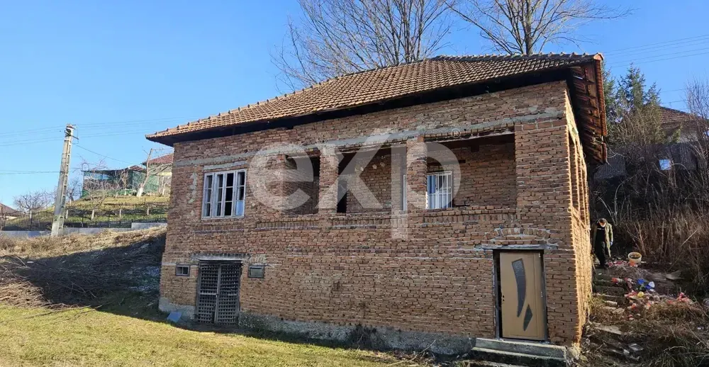 Casă 3 camere în Livezeni – Stâlpeni | 88 mp utili, teren 300 mp, zonă liniștită - foto 3