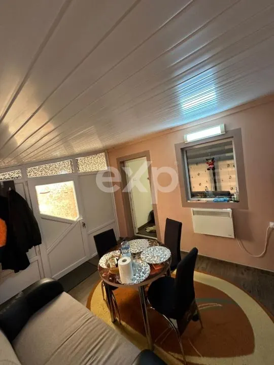 Teren 445 cu fundatie de casa mare + o Casuta locuibila moderna de 2 camere - foto 11