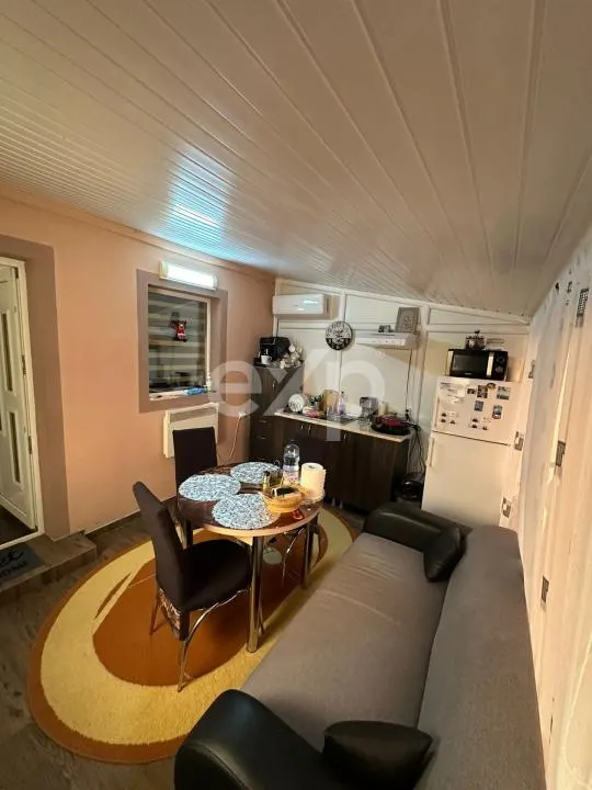 Teren 445 cu fundatie de casa mare + o Casuta locuibila moderna de 2 camere - foto 13