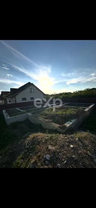 Teren 445 cu fundatie de casa mare + o Casuta locuibila moderna de 2 camere - foto 20