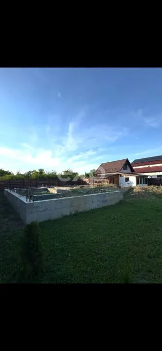 Teren 445 cu fundatie de casa mare + o Casuta locuibila moderna de 2 camere - foto 21