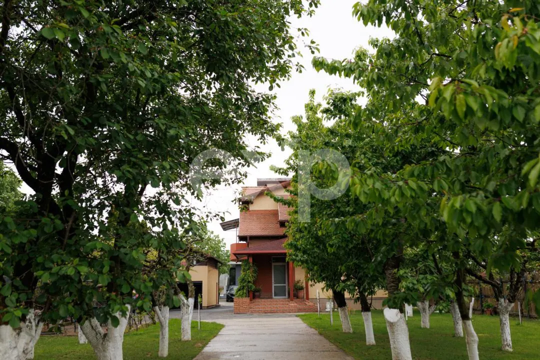 Bascov | Casă individuală spațioasă | Teren 937 mp - foto 1