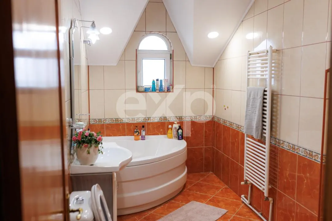 Bascov | Casă individuală spațioasă | Teren 937 mp - foto 15