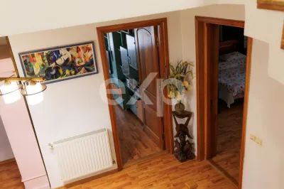 Bascov | Casă individuală spațioasă | Teren 937 mp - foto 19