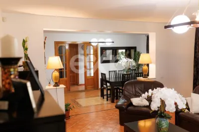 Bascov | Casă individuală spațioasă | Teren 937 mp - foto 10