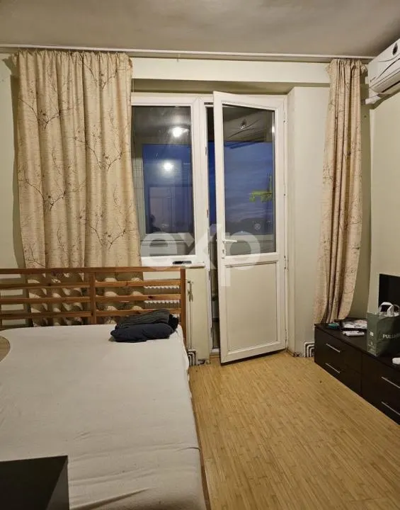 Apartament 4 camere cartier Craiovei - foto 6