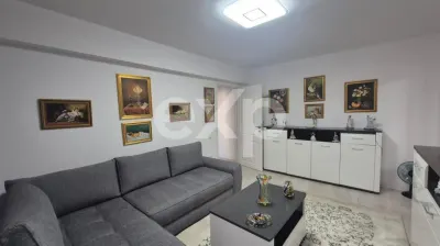 Apartament 3 camere – ultracentral Pitești | renovat complet | parcare inclusa - foto 2