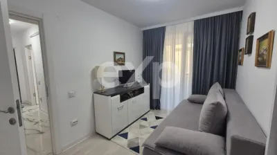 Apartament 3 camere – ultracentral Pitești | renovat complet | parcare inclusa - foto 3