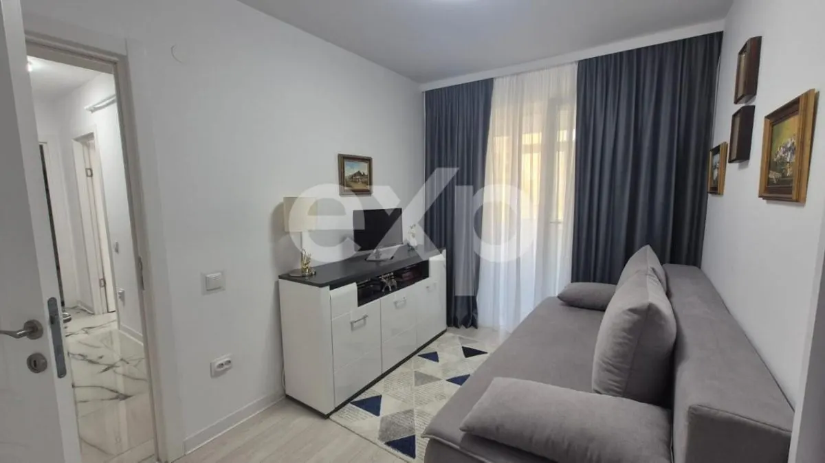 Apartament 3 camere – ultracentral Pitești | renovat complet | parcare inclusa - foto 3