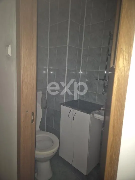De închiriat apartament 3 camere in Pitești Popa Sapca - foto 13