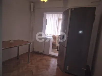 De închiriat apartament 3 camere in Pitești Popa Sapca - foto 6