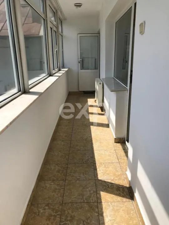 De inchiriat vila in Pitești zona Teilor ideala pentru grupuri de lucru - foto 17
