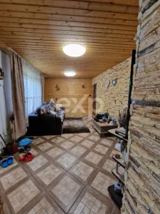 Casă de vânzare în Mircea Vodă + teren 1600 mp - foto 3