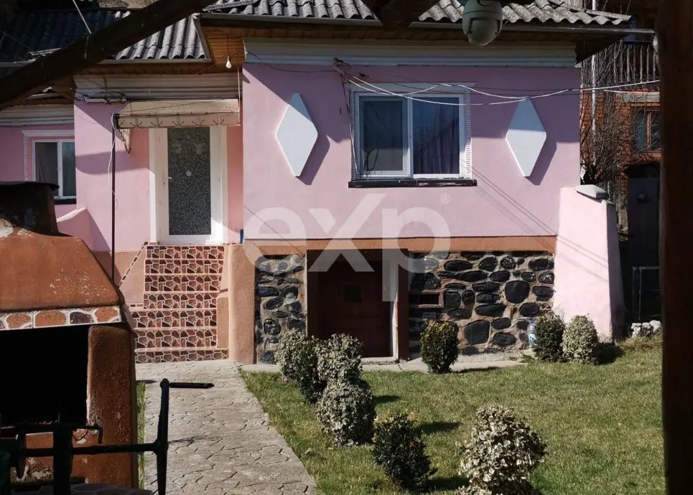 Casă cu 2 Camere și Teren Generos – Aninoasa (Sat Slănic), Argeș - foto 1