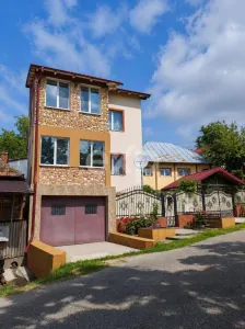 Stefanesti | Proprietate cu doua imobile | Teren 3.297 mp | La 4 km de Pitesti - Stefanesti