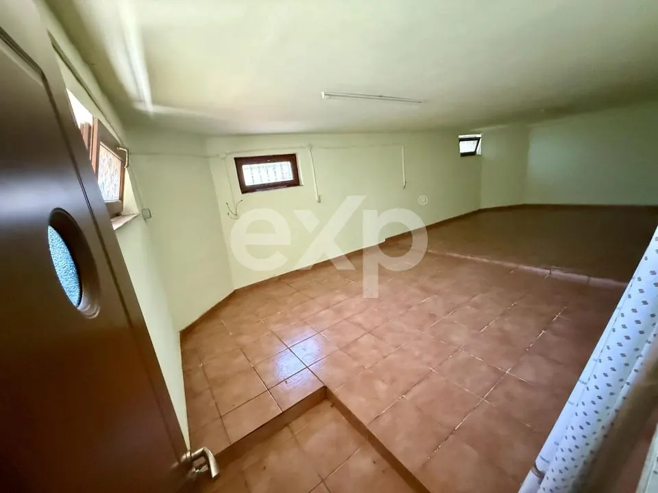 Vilă spațioasă cu teren de 1.008 mp în Ștefănești, Argeș | D+P+E+M - foto 16