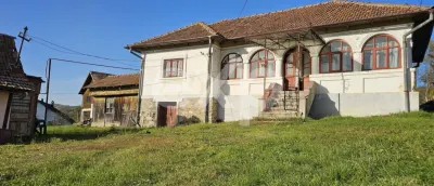 De vânzare – Casă în Curtea de Argeș, cartier Șipot - foto 3