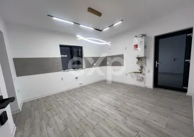 Casă parter 4 camere, la cheie, teren 400 mp, zonă centrală Bradu - foto 11