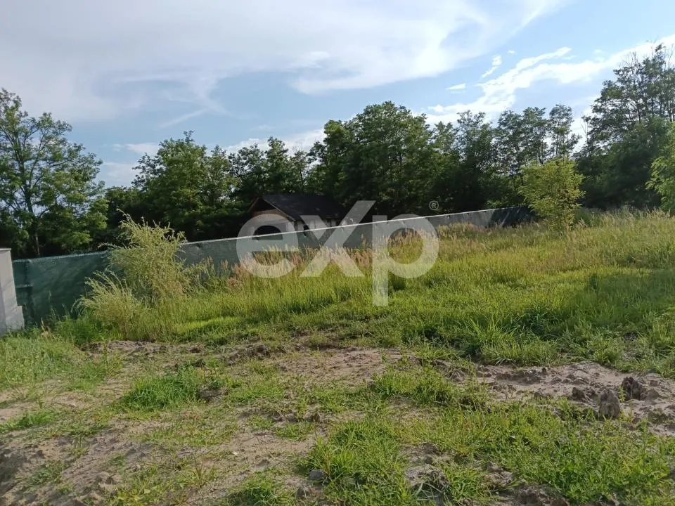 TEREN INTRAVILAN 712 MP | 17 ML DESCHIDERE | UTILITĂȚI | APROAPE DE COSTEȘTI - foto 3