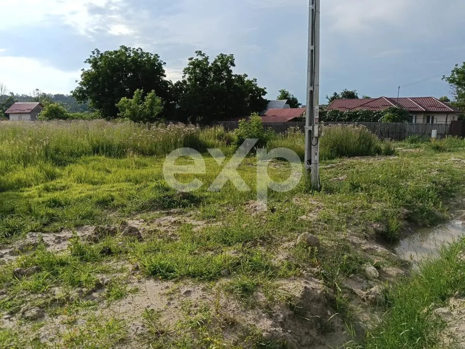 TEREN INTRAVILAN 712 MP | 17 ML DESCHIDERE | UTILITĂȚI | APROAPE DE COSTEȘTI - foto 7