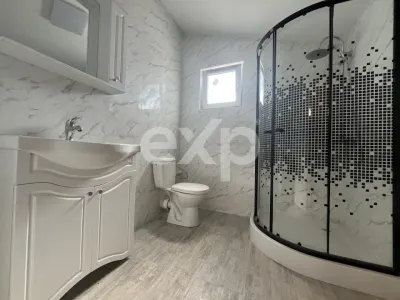 Locuință modernă cu două intrări separate, izolație premium, zonă verde Cuparu - foto 16