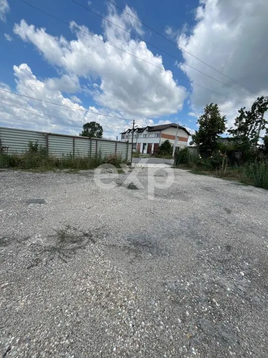 Casă P+M cu birouri amenajate și teren 5.423 mp pentru firmă și locuit acces A1 - foto 14