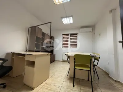 Casă P+M cu birouri amenajate și teren 5.423 mp pentru firmă și locuit acces A1 - foto 4