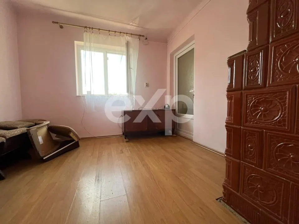Casă cu 3 camere și teren 1.140 mp toate utilitățile, anexe și acces stradal - foto 11