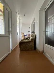 Casă cu 3 camere și teren 1.140 mp toate utilitățile, anexe și acces stradal - foto 14