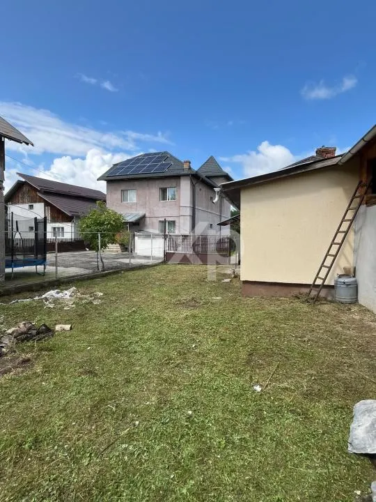 Casă cu 3 camere și teren 1.140 mp toate utilitățile, anexe și acces stradal - foto 5