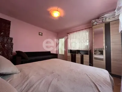 Casă cu 3 camere și teren 1.140 mp toate utilitățile, anexe și acces stradal - foto 7