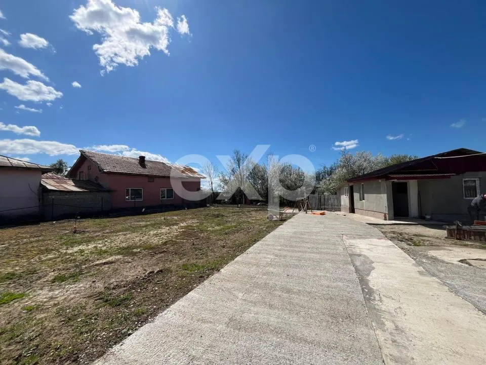 Casa parter + anexa cu 880 mp teren in Brosteni Dambovita - foto 14
