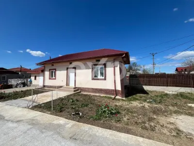 Casa parter + anexa cu 880 mp teren in Brosteni Dambovita - foto 10