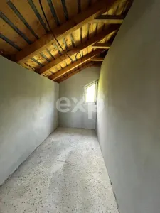 Casă P+M la roșu 188 mp și teren de 3.400 mp cu livadă in Pucioasa-Sat - foto 7