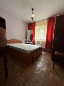 Apartament 3 camere dec 2 băi etajul 3 central Gaesti - foto 11