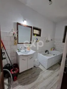 Casă cu piscină de vânzare – Răzvad, Dâmbovița - foto 11