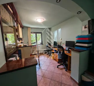 Apartament cu 3 camere, de vanzare, zona Aradului - foto 3