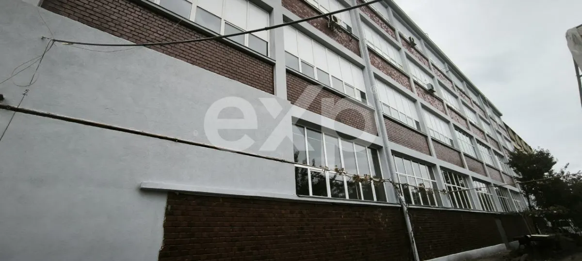 De vanzare cladire – birou, depozitare sau producție – București, Sector 2 - foto 4