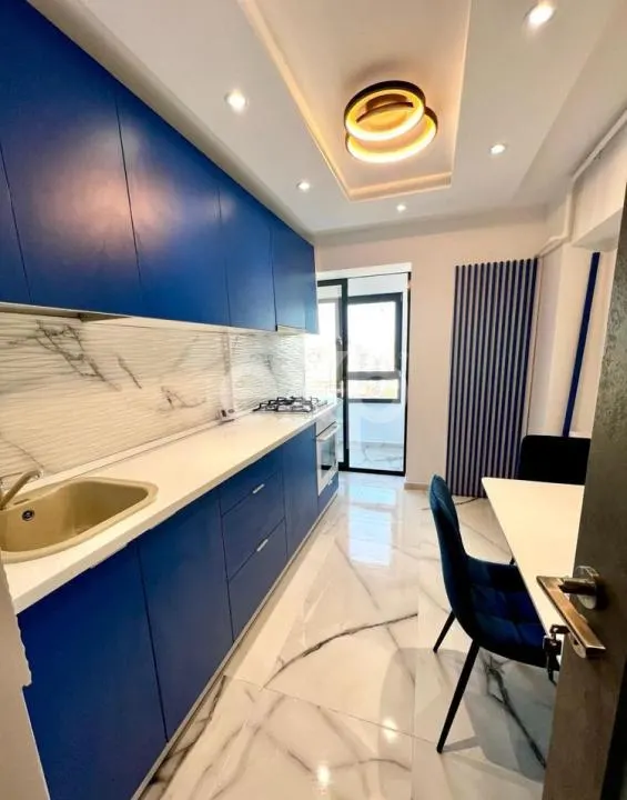Apartament cu 3 camere de lux, ultracentral. - foto 2