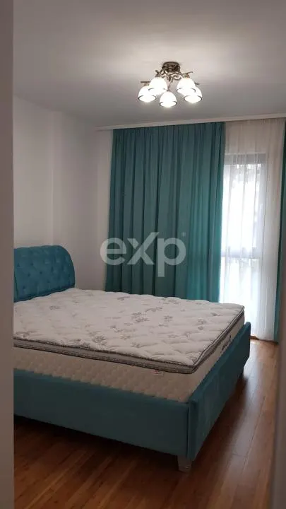 Inchiriere apartament 3 camere Ultracentral ,bloc nou - foto 5