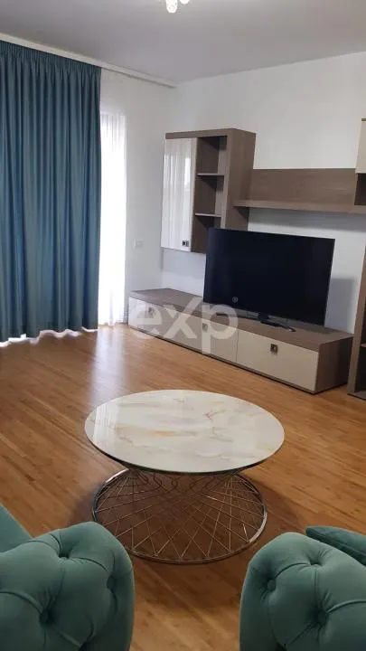 Inchiriere apartament 3 camere Ultracentral ,bloc nou - foto 9