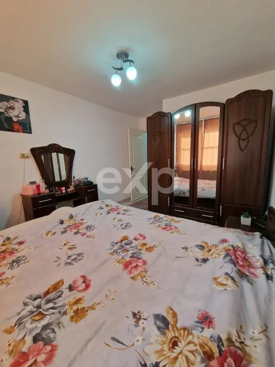 Apartament 2 camere decomandat , Micro 6 - foto 3