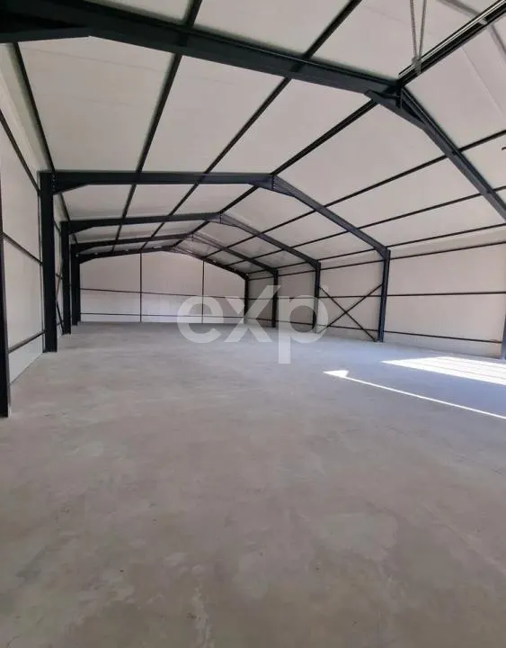 ÎNCHIRIERE Hală / Depozit 370 mp – Aninoasa, Dâmbovița – Nouă/Gata de Utilizare - foto 2